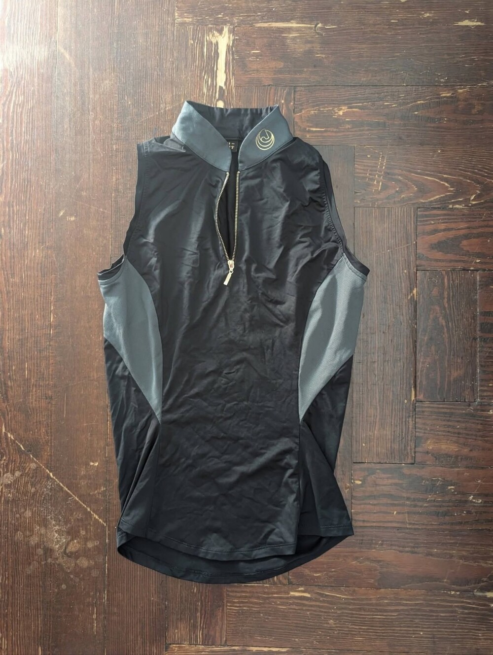 "Horse Spirit" Sleeveless Riding Shirt - Black & Grey